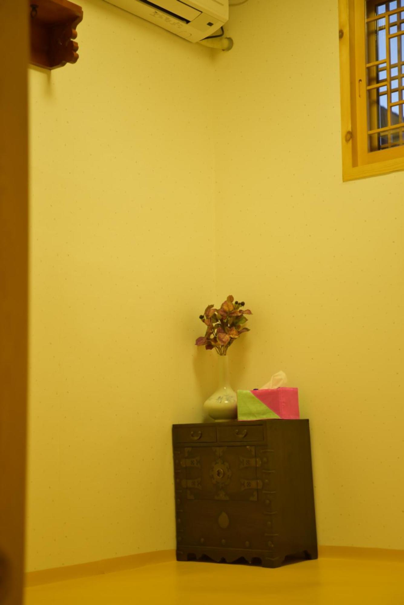 Hotel Bukchonae à Séoul Extérieur photo